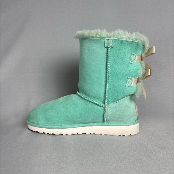 Womens Ugg Boots RARE Bailey Bow Tiffany's Aqua Pastel & White Retired 6 Fits 7 - Picture 7 of 11